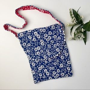 - Vintage Handmade Floral Fabric Shoulder Bag
